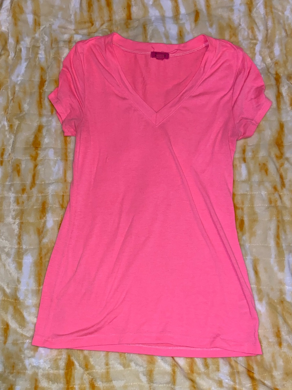 Women’s Hot Pink V-Neck Short Sleeve Tee